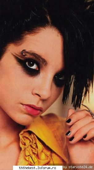 Despre membrii trupei - pai ce sa zic TH e colll mai ales TOMITA dar si - Tokio Hotel