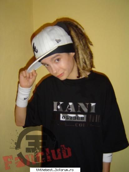 a fumat si el ca tpoate vedetele mai ........ pe o fufa eeeee asta-i viatza trebe si ....... no-i